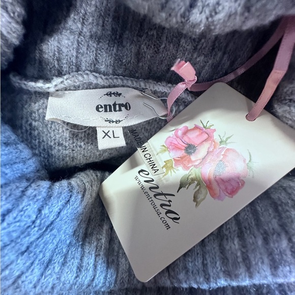 Entro Gray Cowl Neck Turtle Neck Sweater with Grid Pattern and Relaxed Fit - Picture 8 of 8